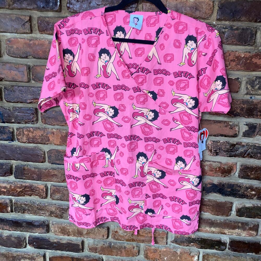 NWT Betty Boop Pink Short Sleeve Nursing Scrub Top Women's Size Small